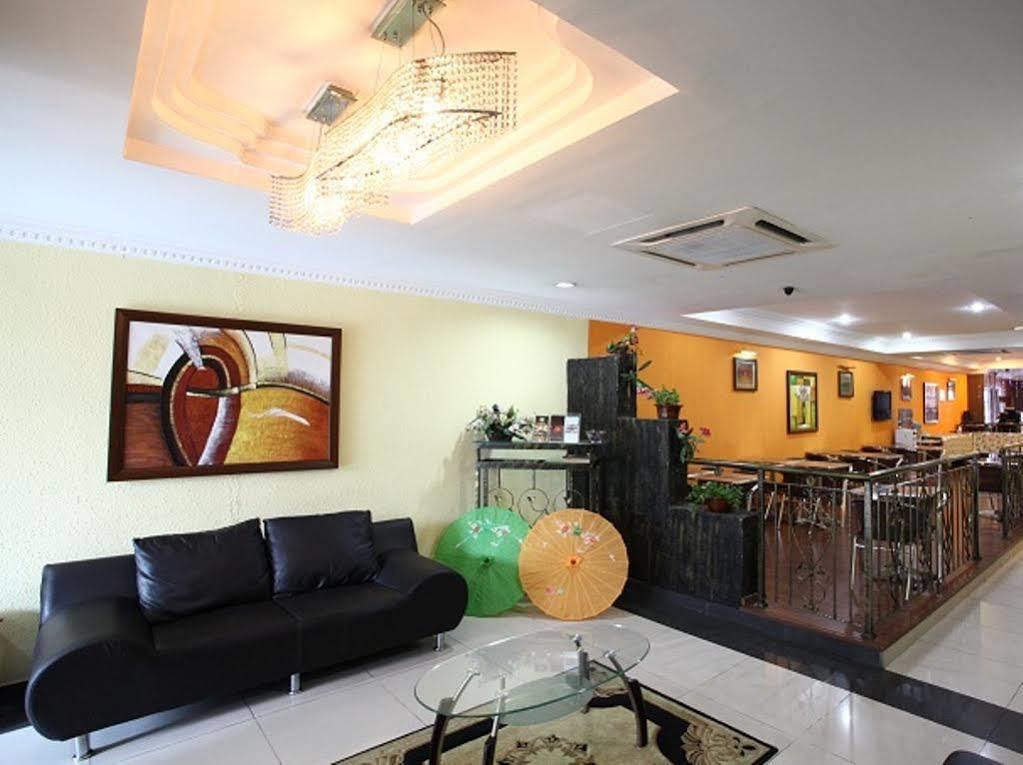 Oyo 103 V'La Garden Hotel Kuala Lumpur Dış mekan fotoğraf